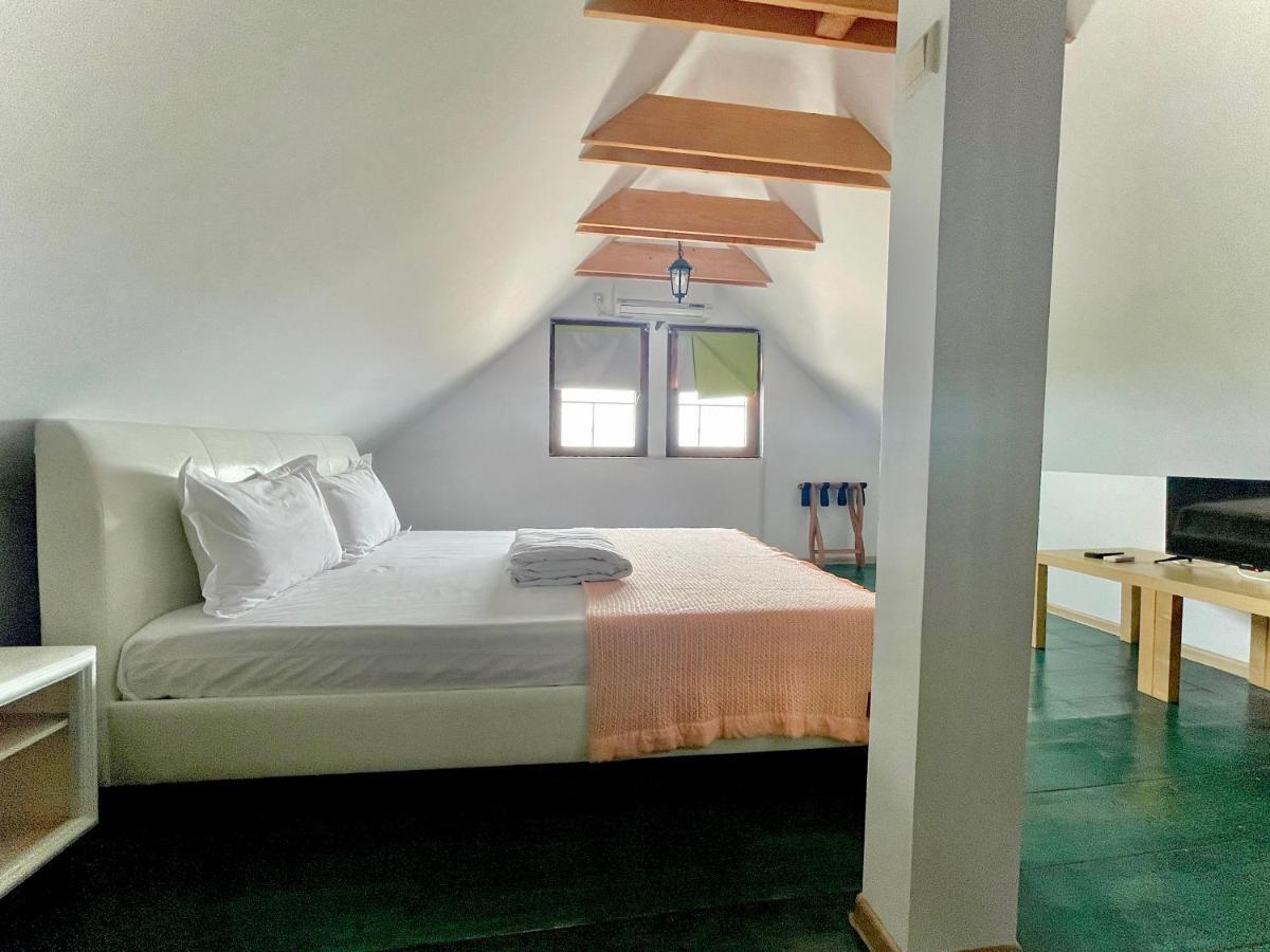 Bed and Breakfast Vamabel House Vama Veche Exterior foto