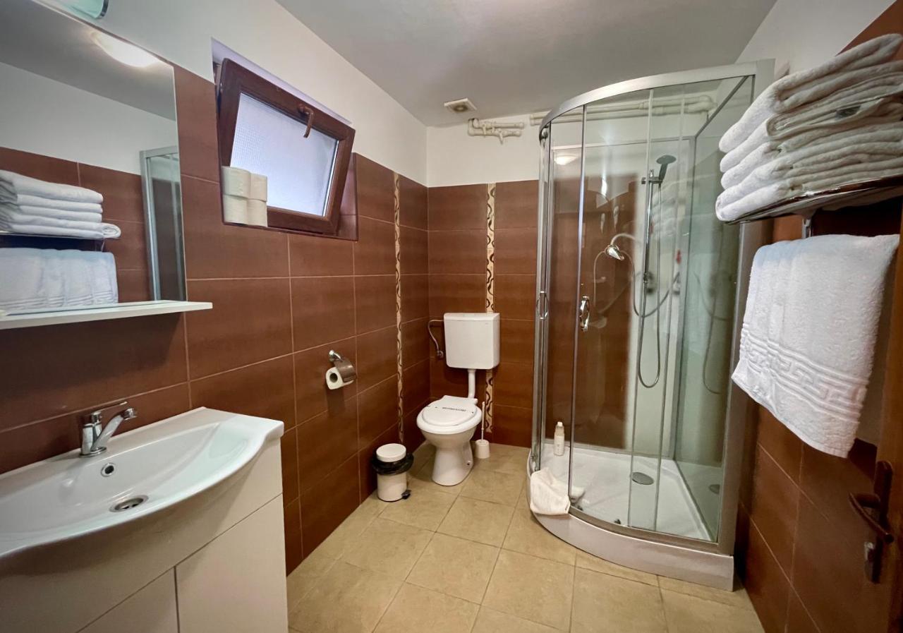Bed and Breakfast Vamabel House Vama Veche Exterior foto