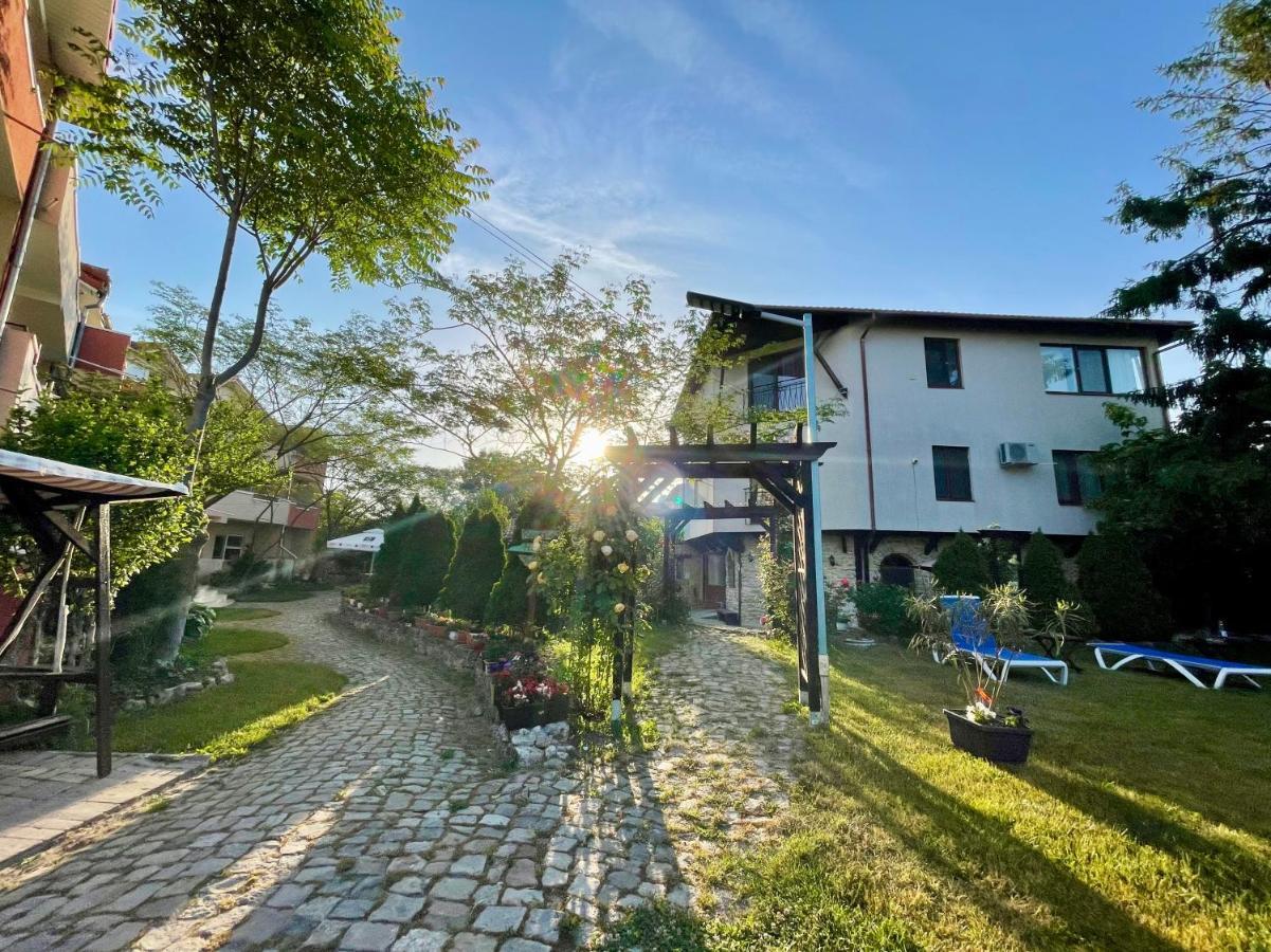 Bed and Breakfast Vamabel House Vama Veche Exterior foto
